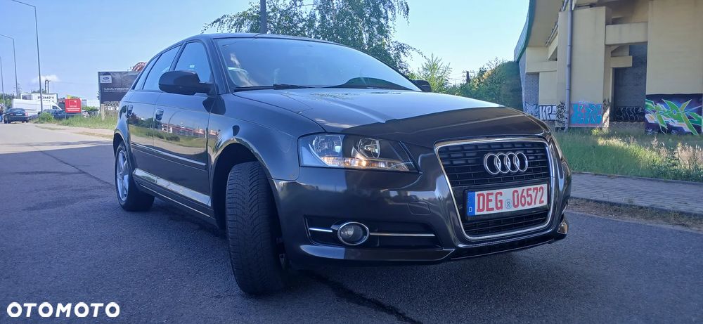 Audi A3 Sportback 1.6 S line Sportpaket plus - 2