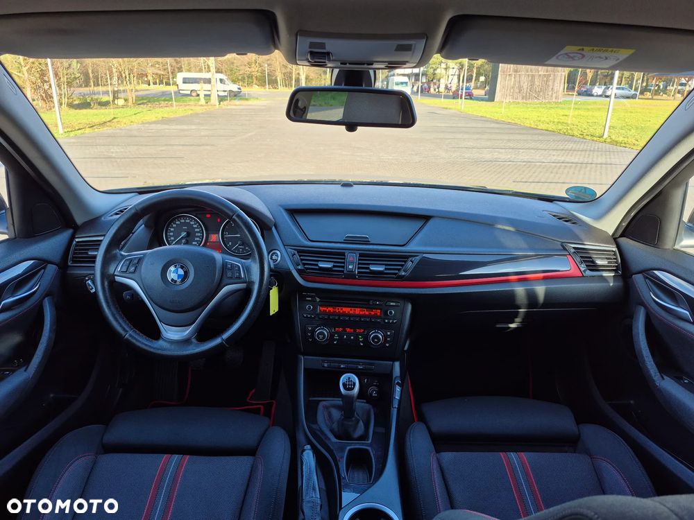 BMW X1 sDrive18d - 8