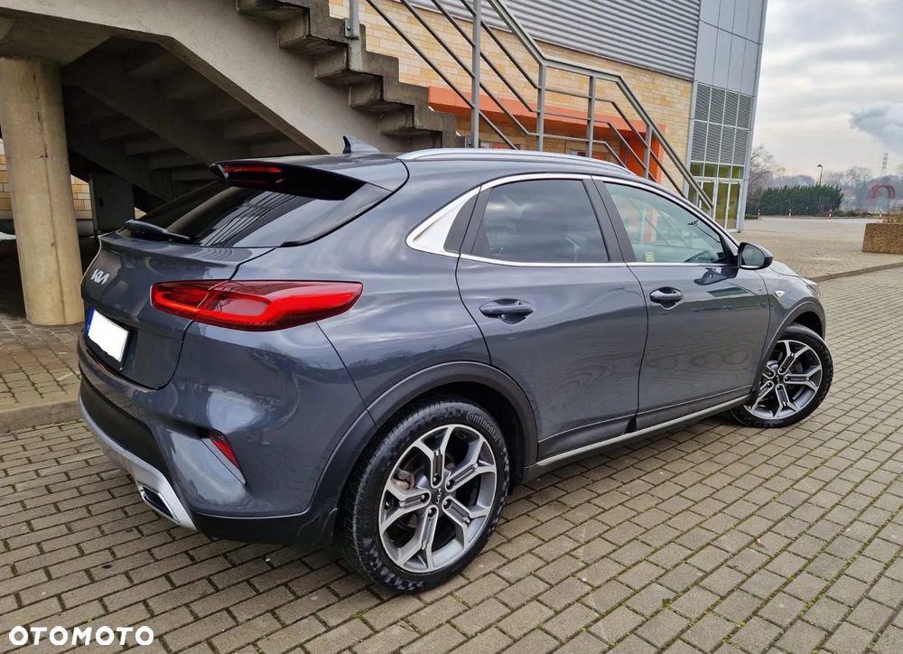 Kia XCeed 1.5 T-GDI M - 12