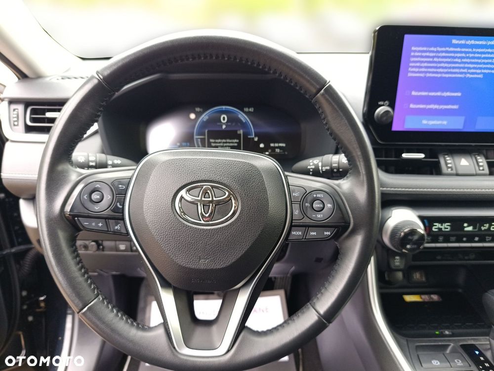 Toyota RAV4 - 16