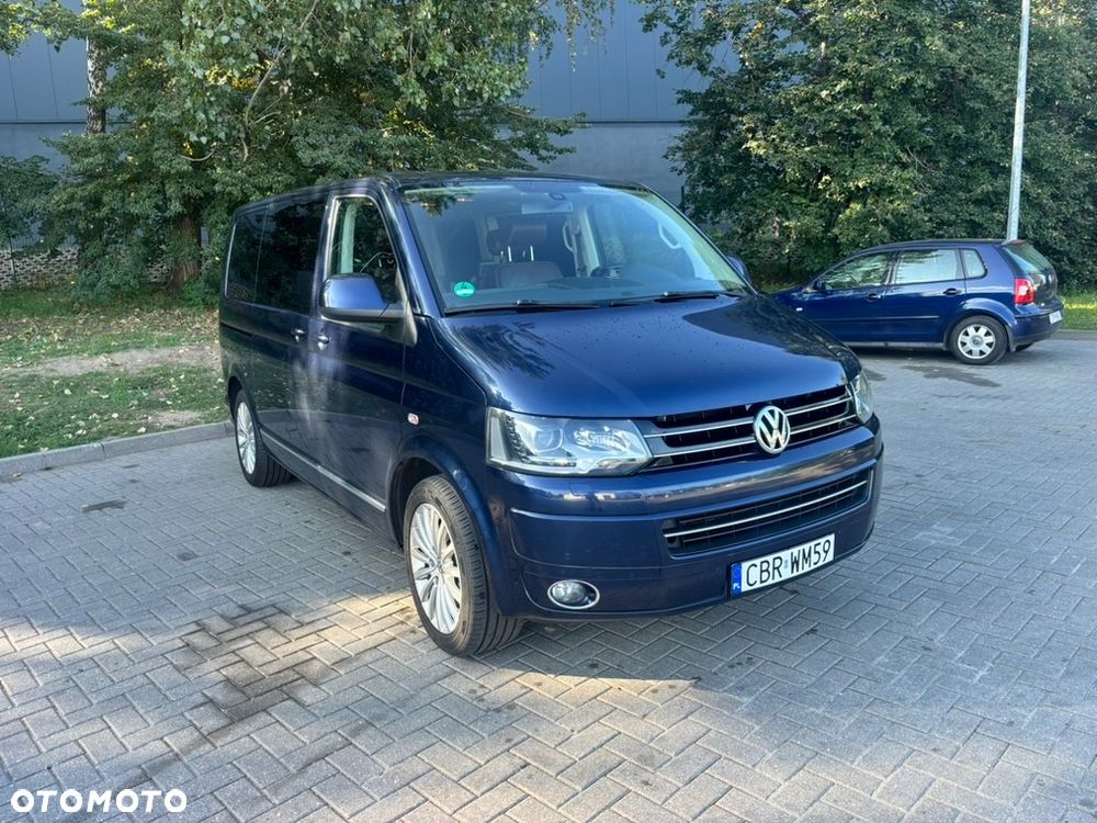 Volkswagen Multivan - 1