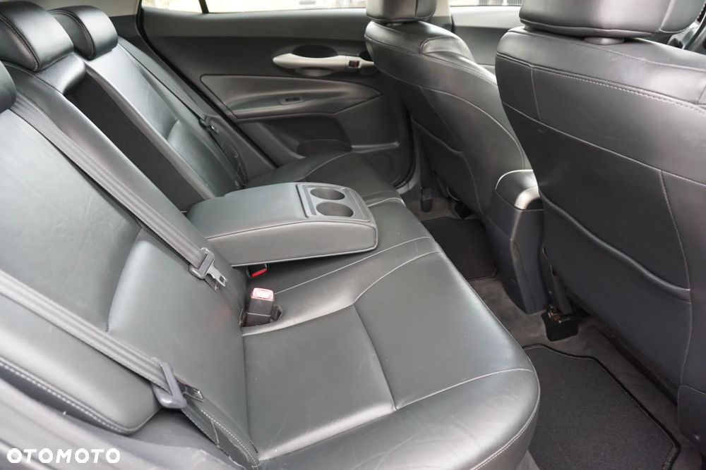 Toyota Auris 2.2 D-4D D-CAT - 15