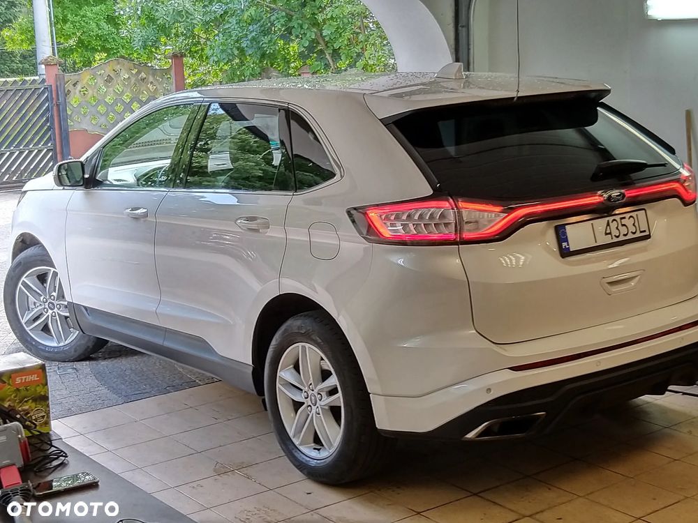 Ford Edge - 1