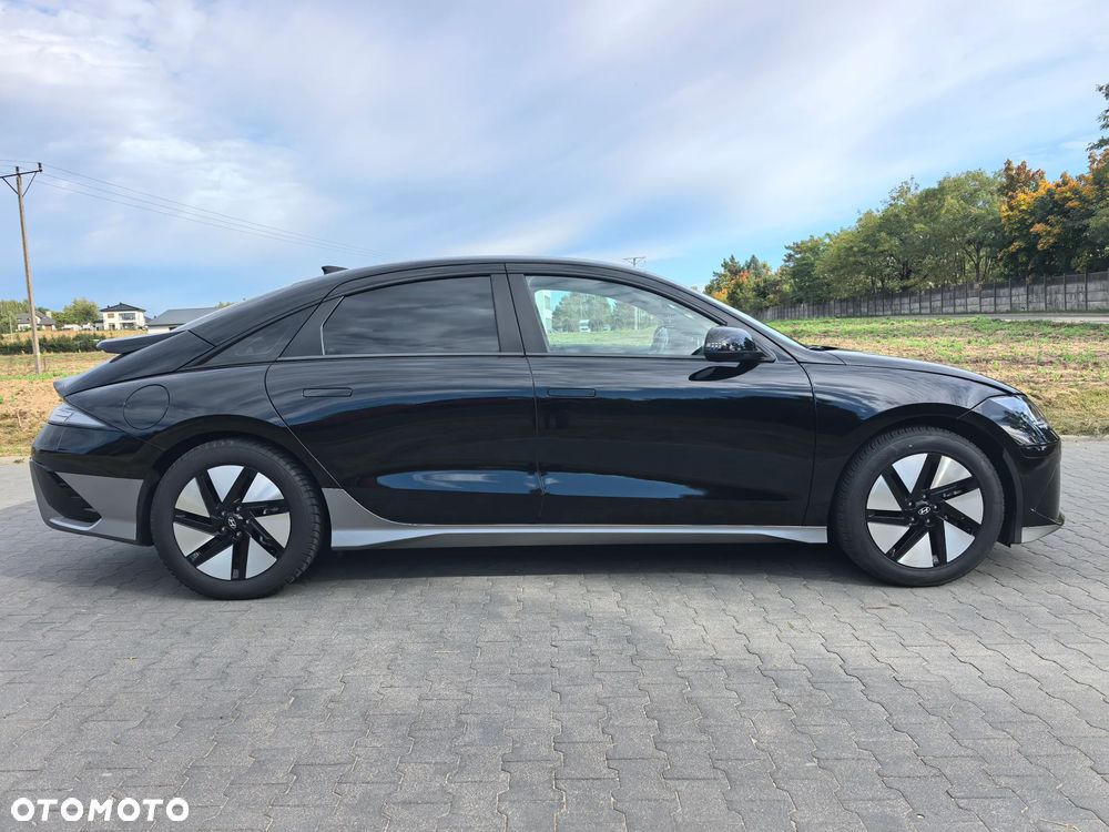 Hyundai IONIQ 6 - 4