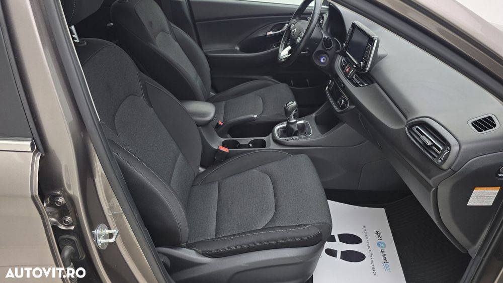 Hyundai i30 - 19