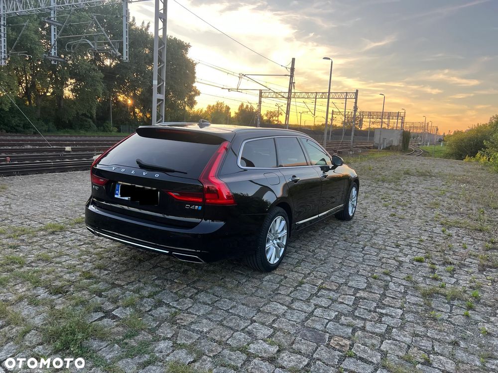 Volvo V90 D4 Inscription - 15