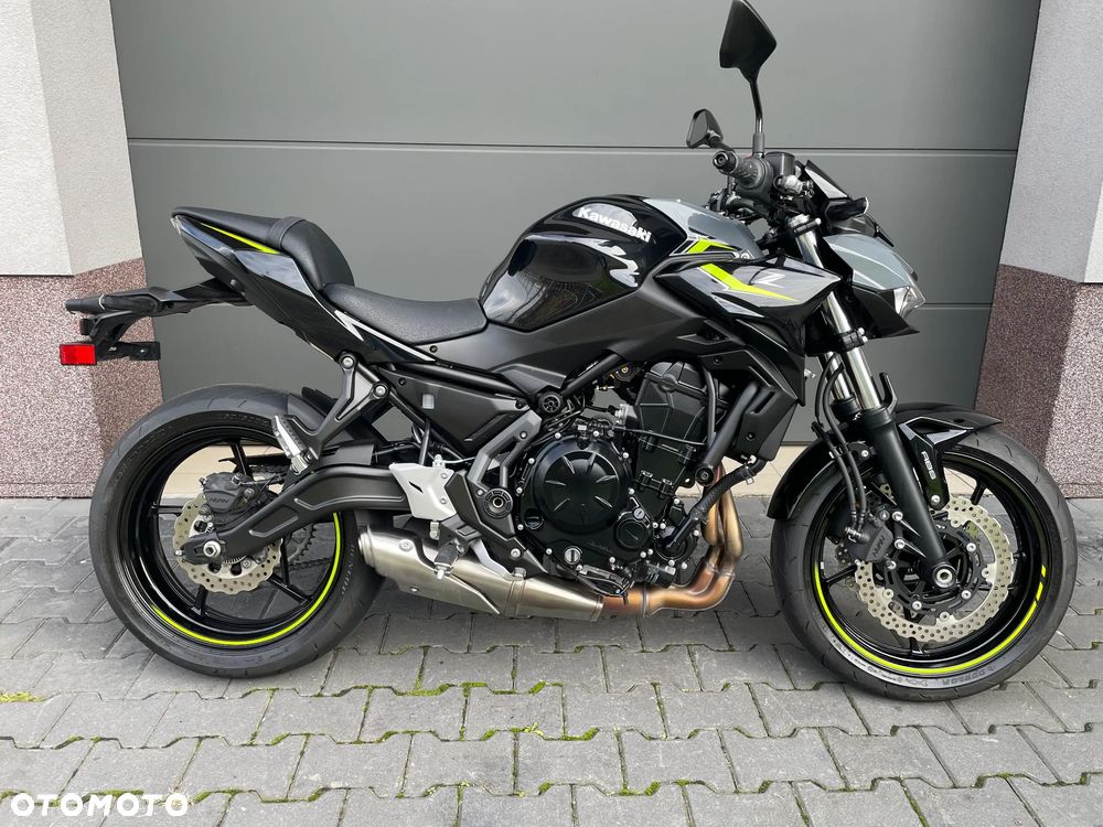 Kawasaki Z 650 - 12
