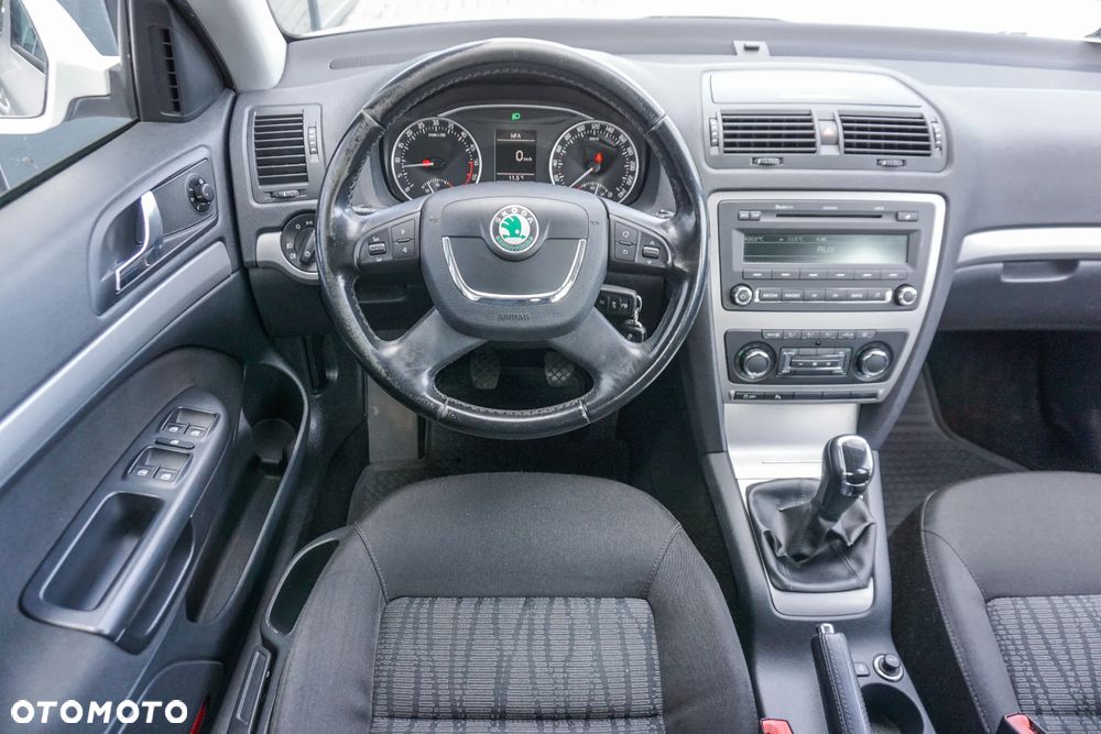 Skoda Octavia 1.6 TDI Ambiente - 36