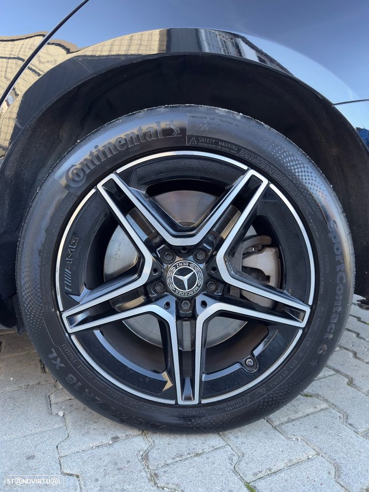 Mercedes-Benz E 300 de 4Matic 9G-TRONIC AMG Line - 40