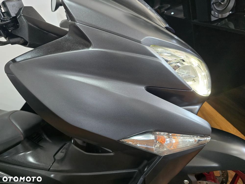 Suzuki Burgman - 21