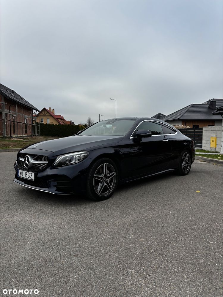 Mercedes-Benz Klasa C 200 4Matic 9G-TRONIC - 2