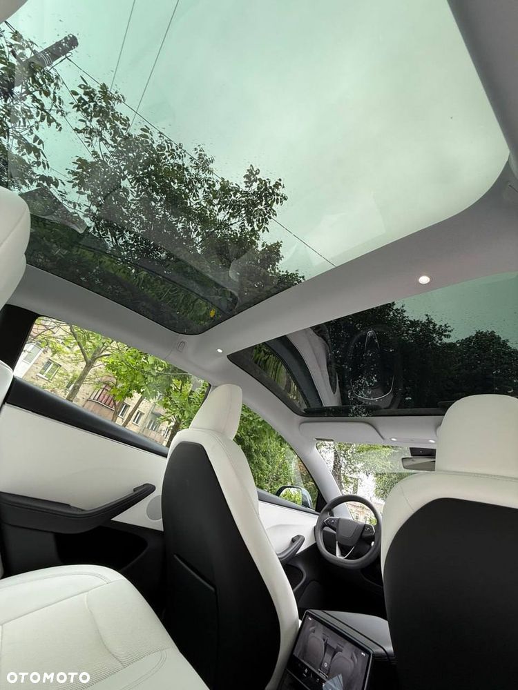Tesla Model 3 - 13