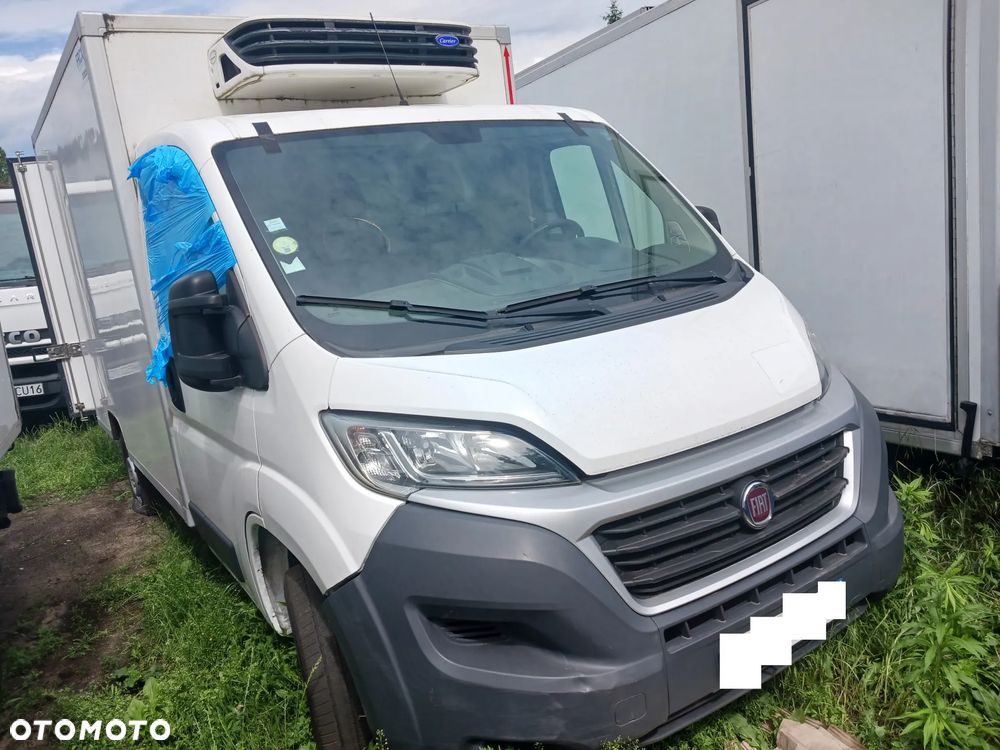 Iveco Daily 35S12 2016r 289 tyś km Chłodnia Mroźnia Izoterma Agregat  Zasilanie 230V - 5