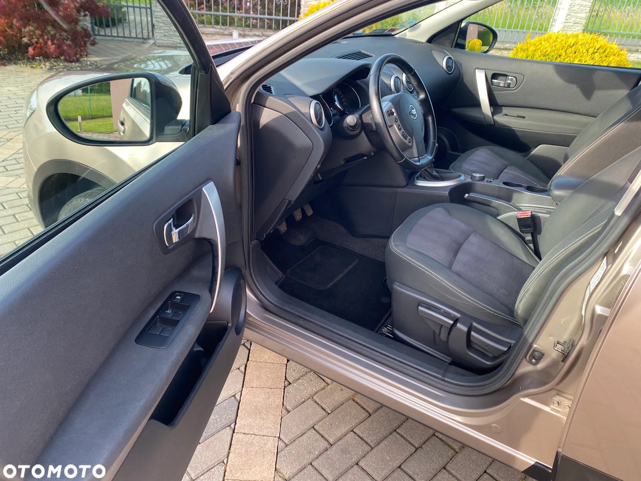 Nissan Qashqai 2.0 4x4 tekna - 11