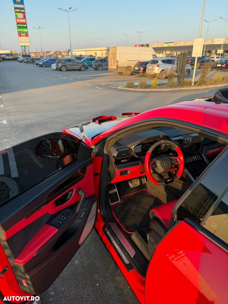 Lamborghini URUS - 4