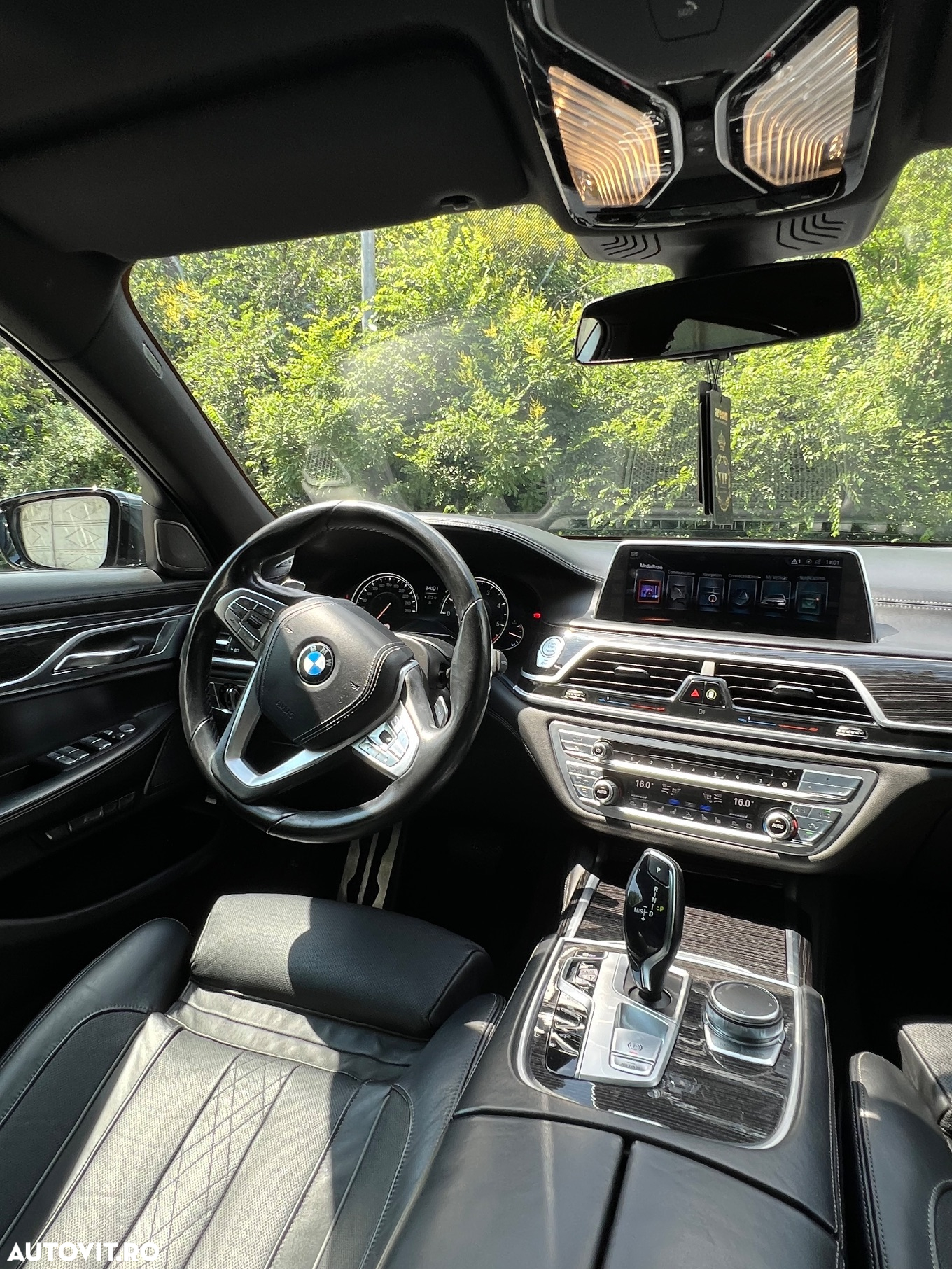 BMW Seria 7 740d xDrive - 21
