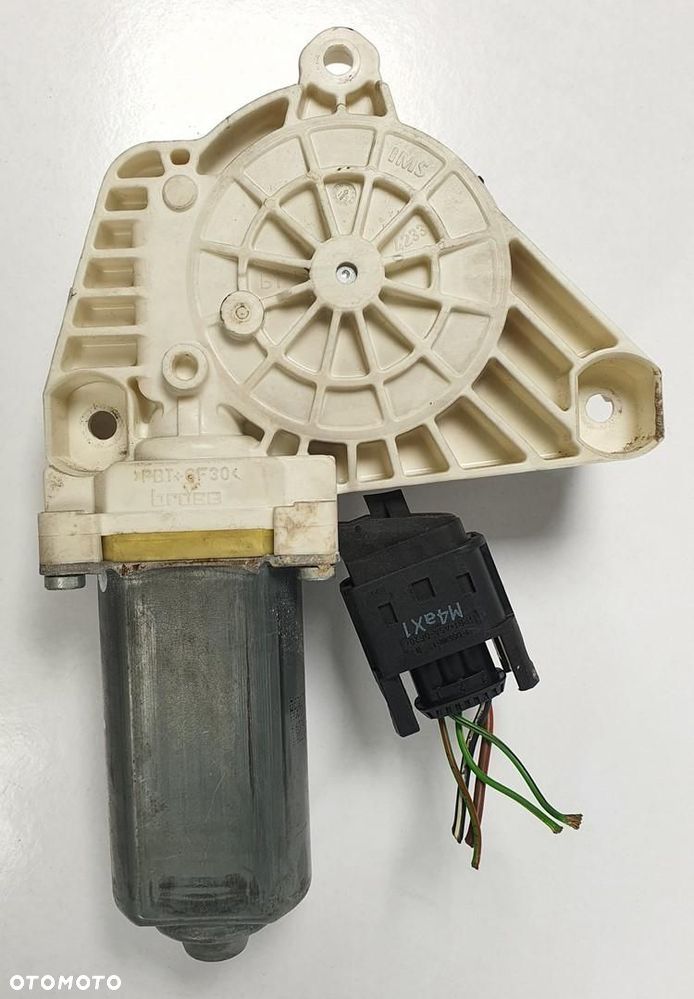 SILNICZEK OPUSZCZANIA SZYBY PRAWY MERCEDES ACTROS MP4 A55383110 A60079111 - 2