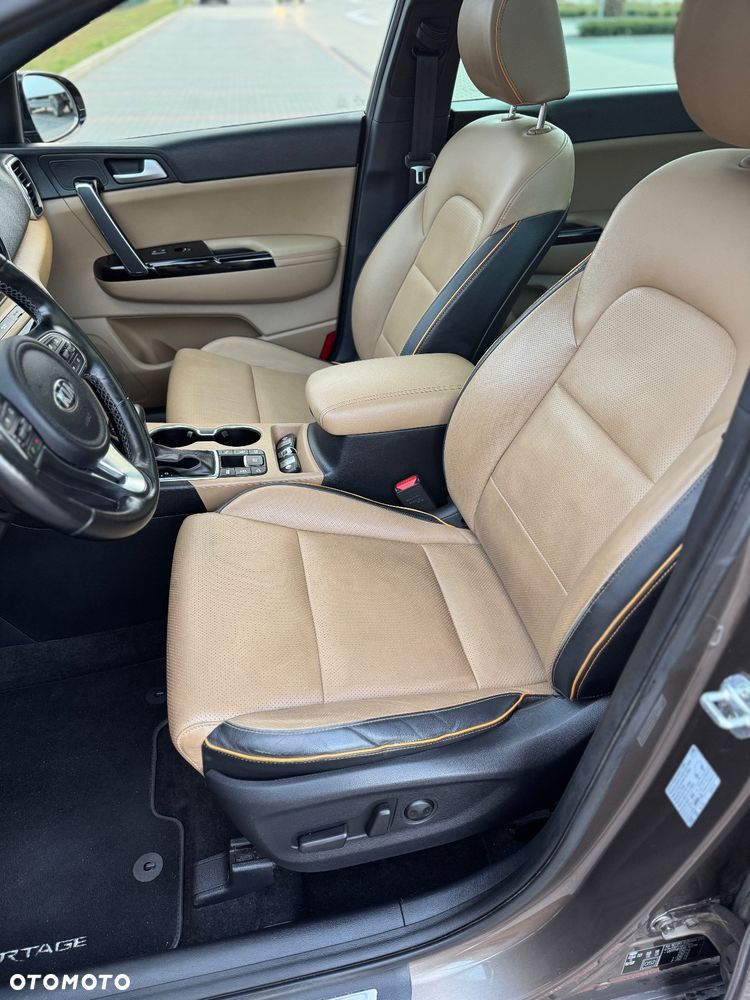 Kia Sportage 2,0 CRDI AWD Platinum - 21