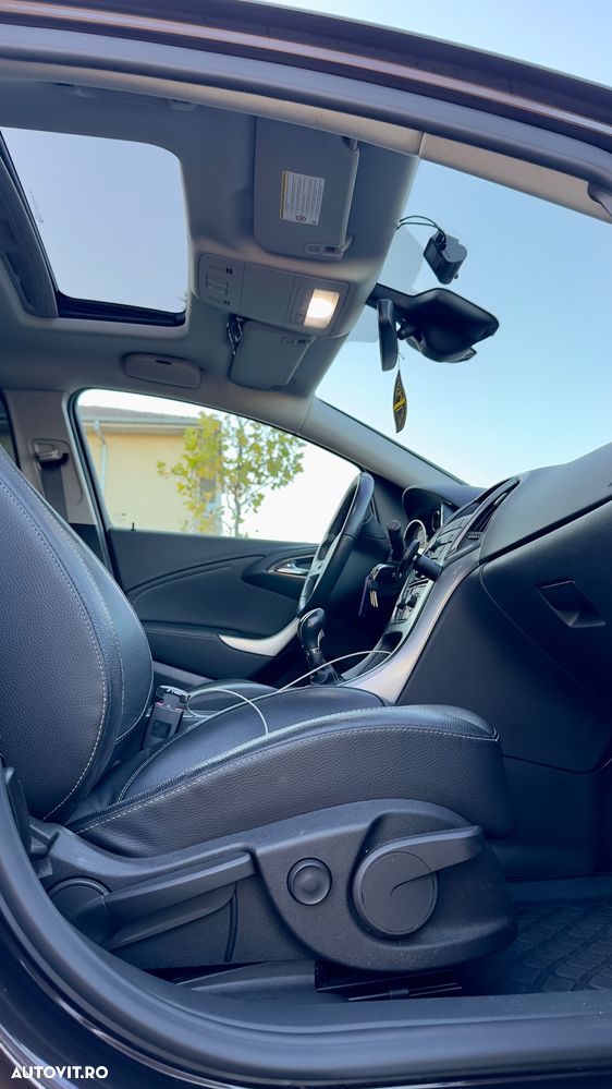 Opel Astra 2.0 CDTI Exklusiv - 15