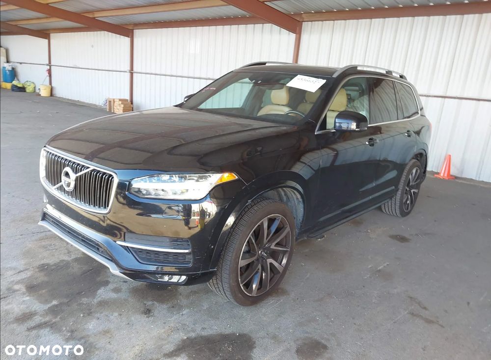 Volvo XC 90 - 3