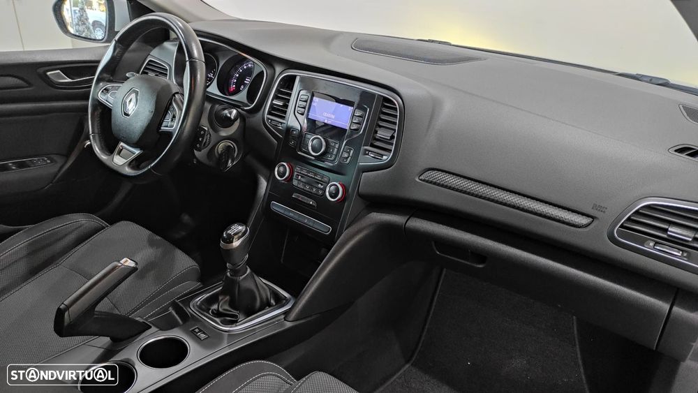 Renault Mégane 1.5 Blue dCi Zen - 23