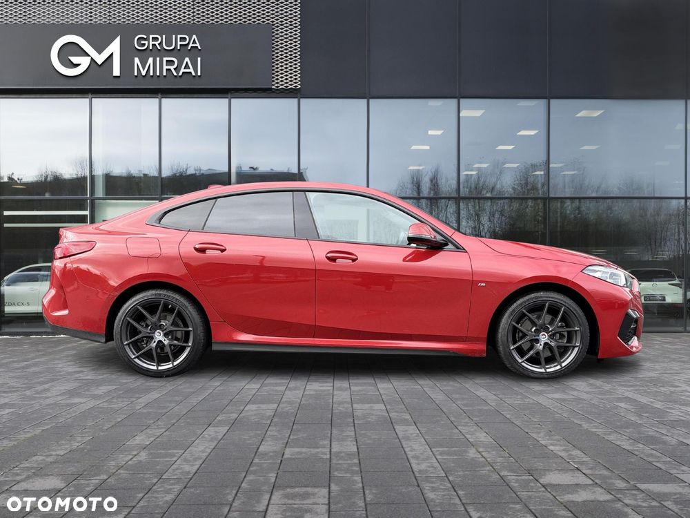 BMW Seria 2 216d - 6