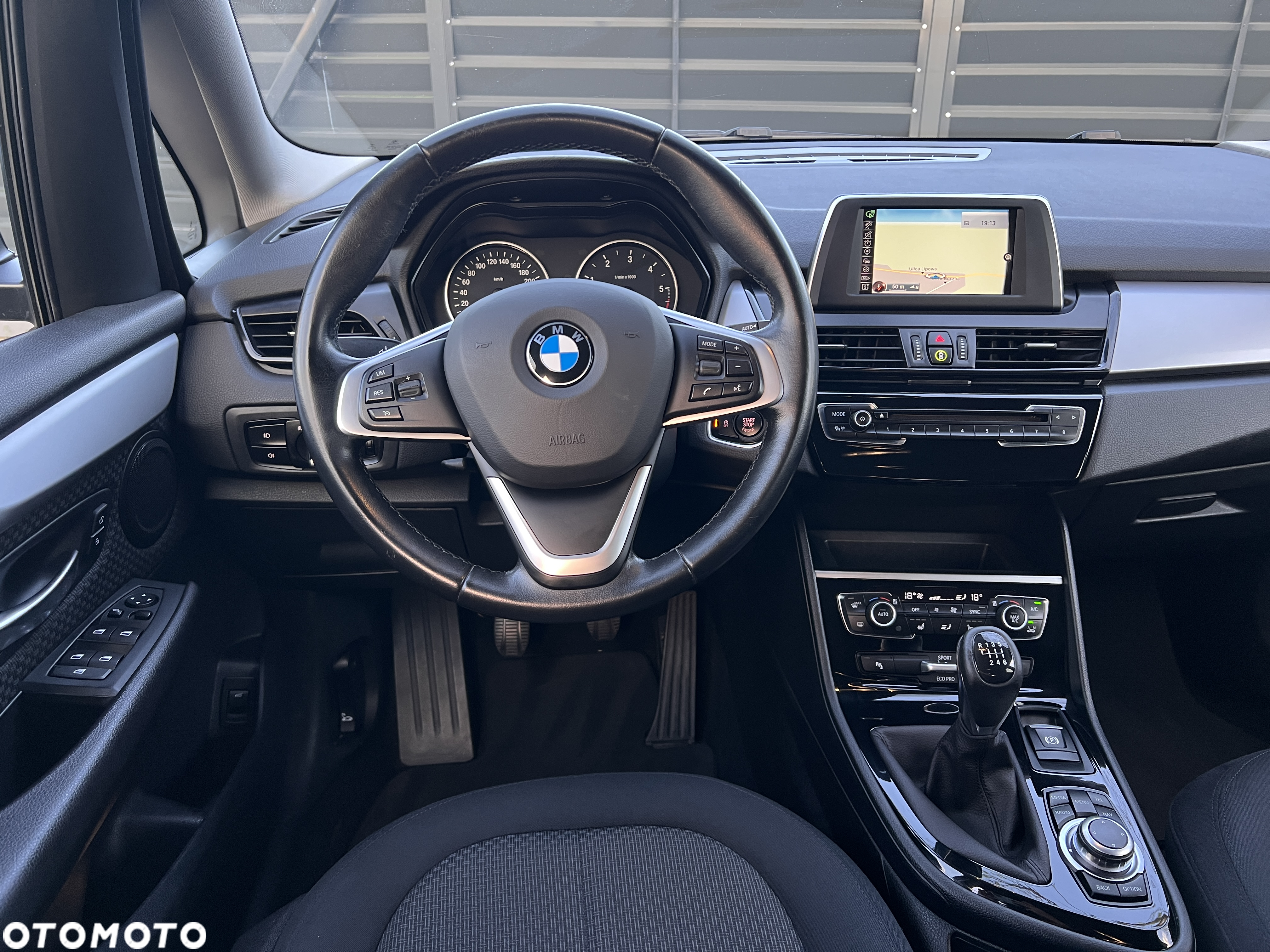 BMW Seria 2 218d Sport Line - 15