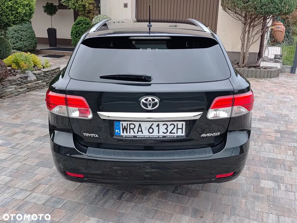 Toyota Avensis 1.8 Premium - 7
