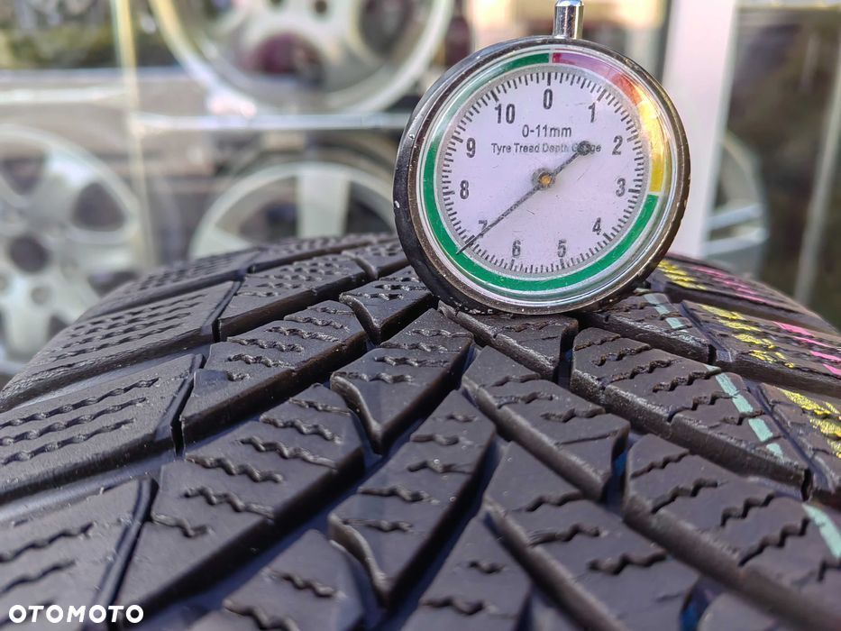 205/60R16 96H  Semperit Speed Grip 5 opona pojedyncza zimowa - 3