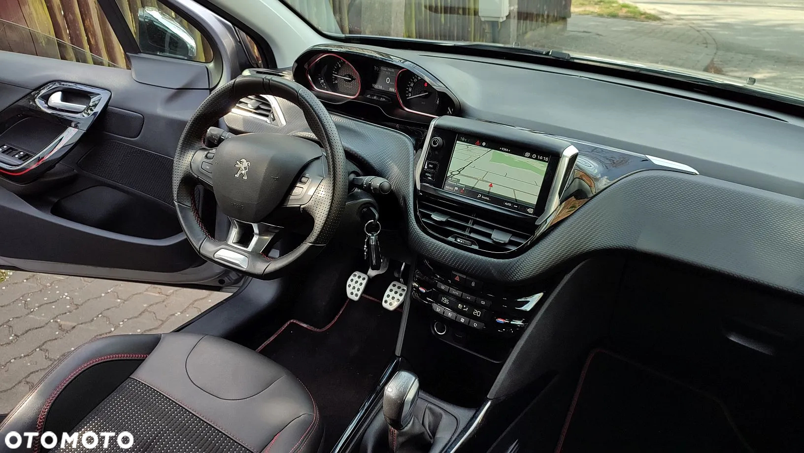 Peugeot 2008 PureTech 110 Stop&Start GT-Line Edition - 10