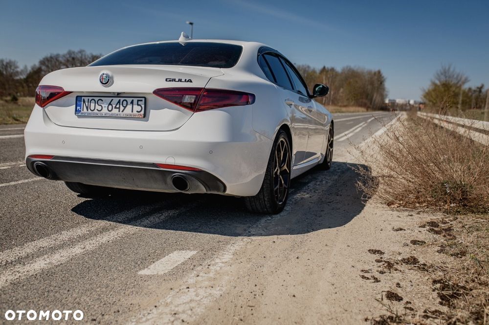 Alfa Romeo Giulia - 28