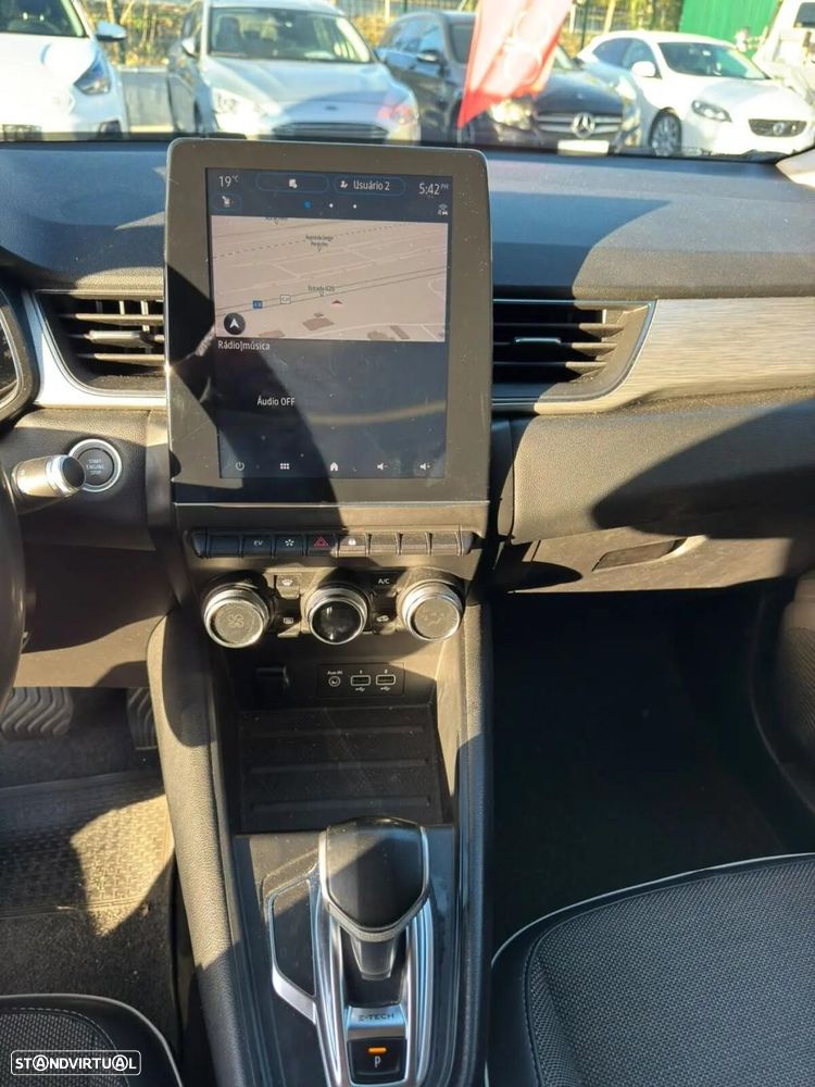 Renault Captur 1.6 E-Tech Plug-In Hybrid Techno - 12