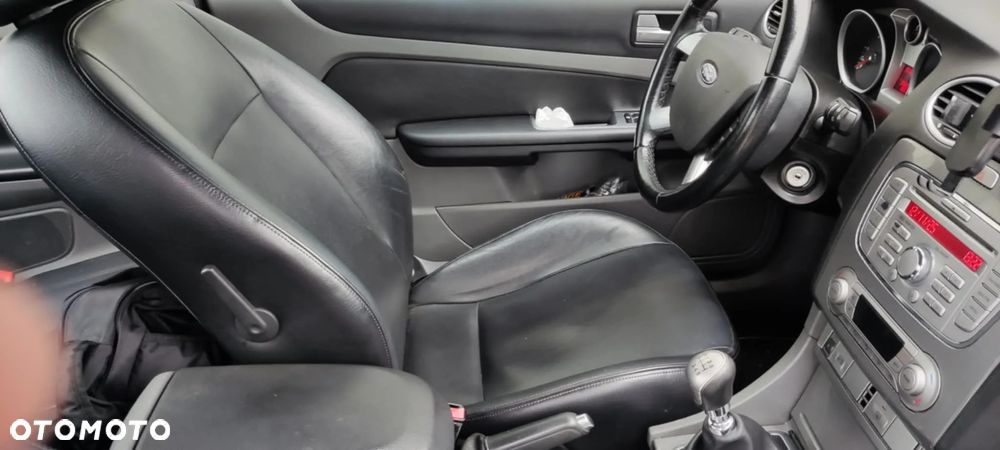 Ford Focus 2.0 TDCi DPF Titanium - 9