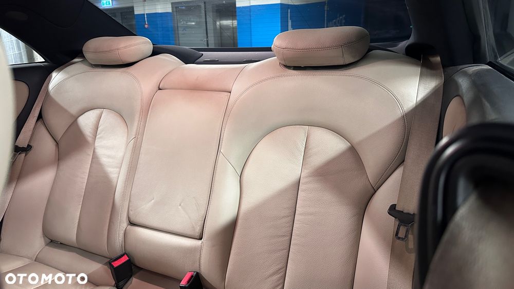 Mercedes-Benz CLK 350 7G-TRONIC Avantgarde - 25