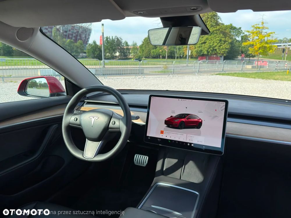 Tesla Model 3 - 13