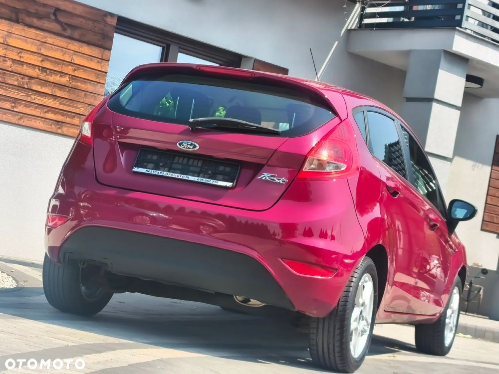 Ford Fiesta 1.25 Ghia - 18
