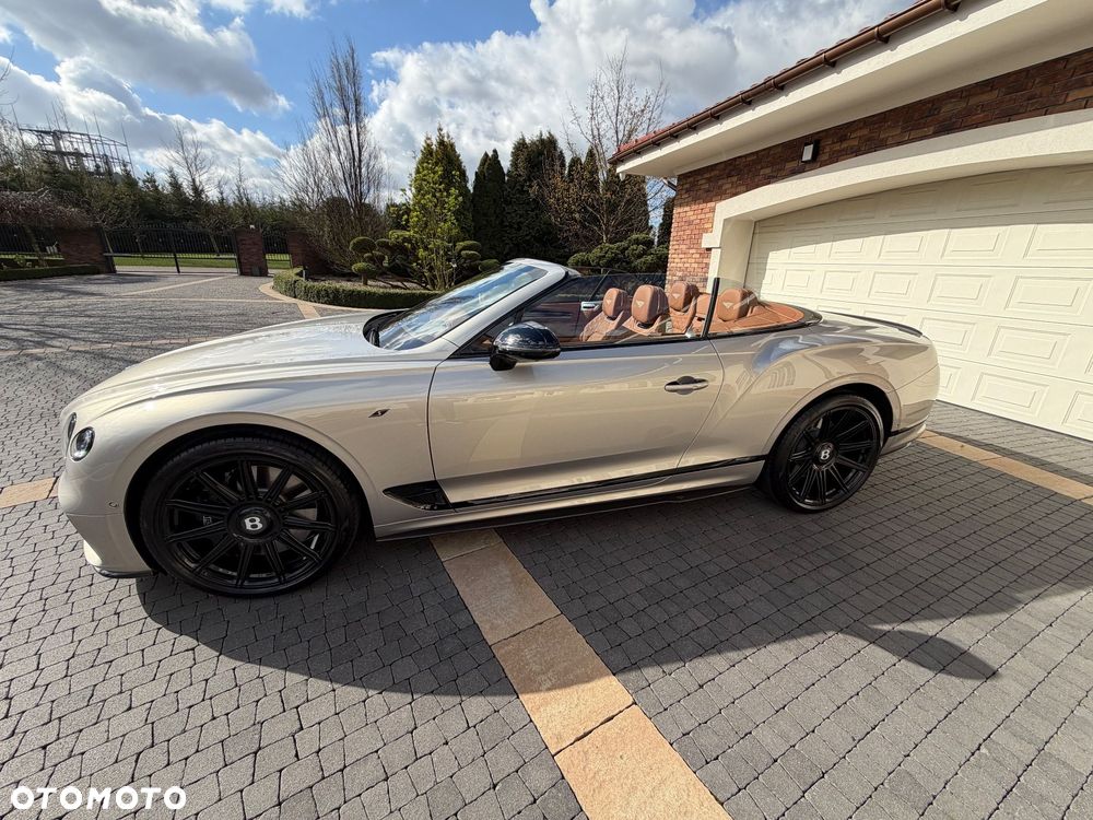 Bentley Continental GT - 4