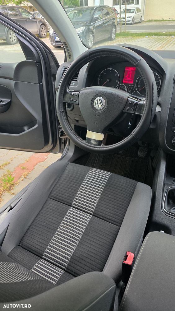 Volkswagen Golf 2.0 TDI DPF GT - 4