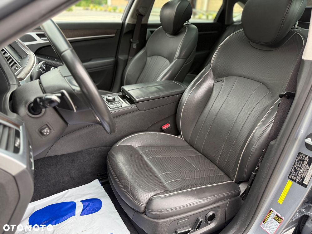 Genesis G80 - 25