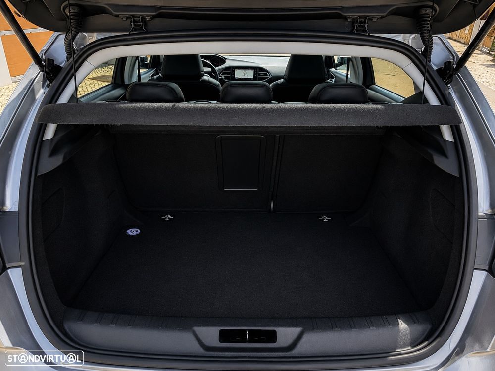 Peugeot 308 1.2 PureTech Allure Full LED - 10