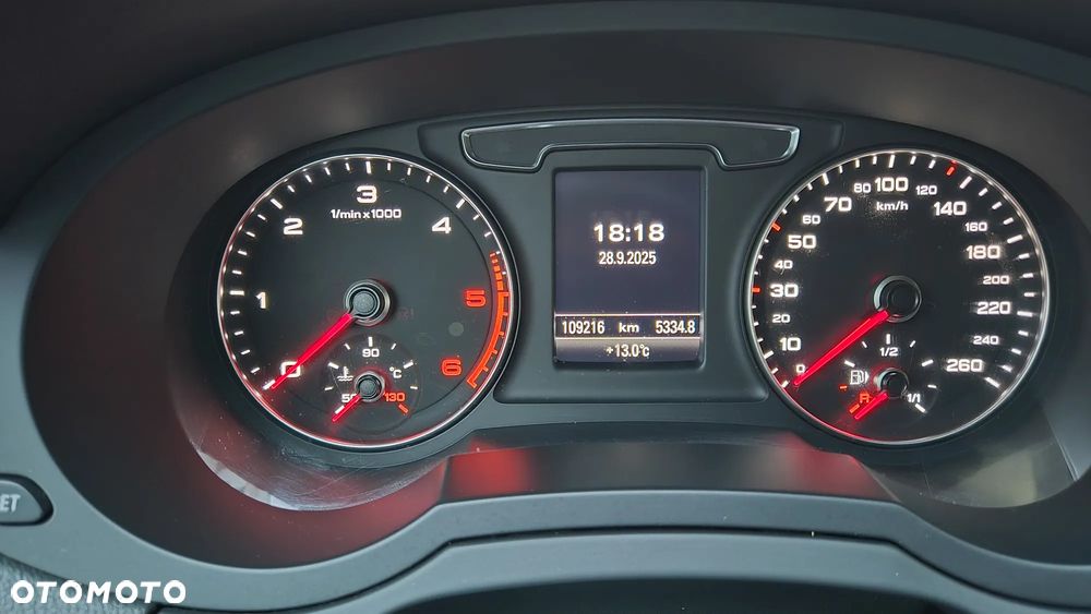 Audi Q3 2.0 TDI Quattro S tronic sport - 33