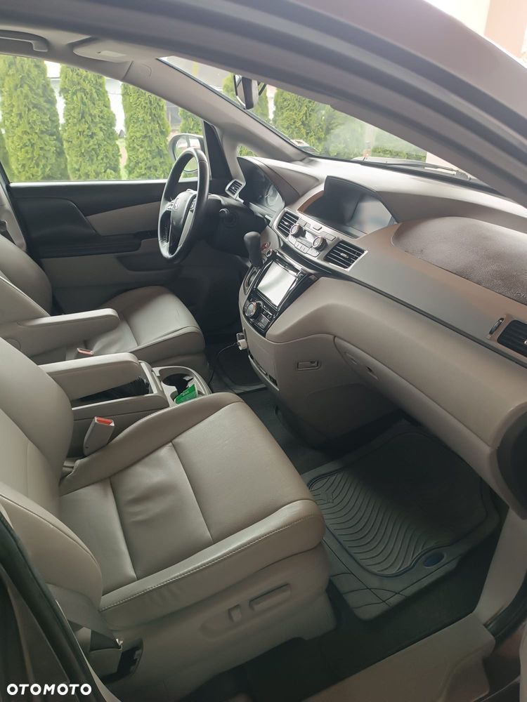Honda Odyssey 3.5 EX - 14