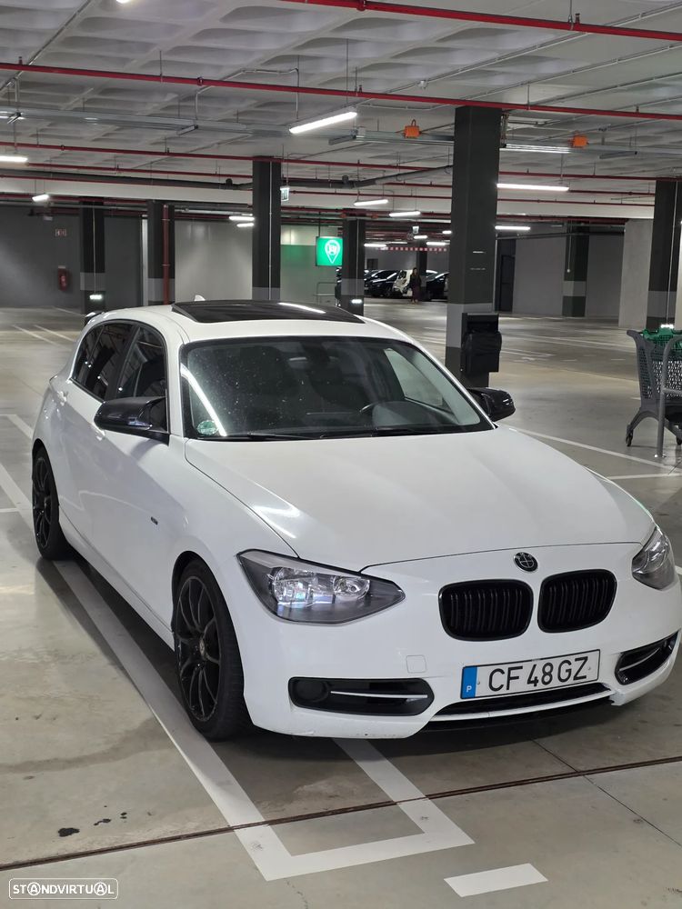 BMW 120 d Sport Line - 4