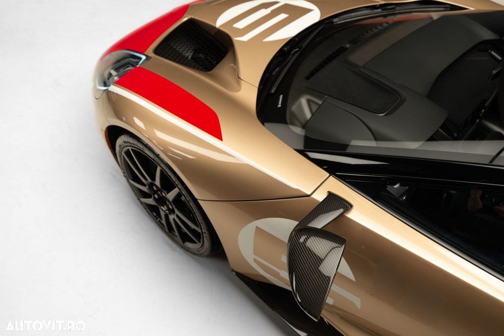 Ford GT - 12
