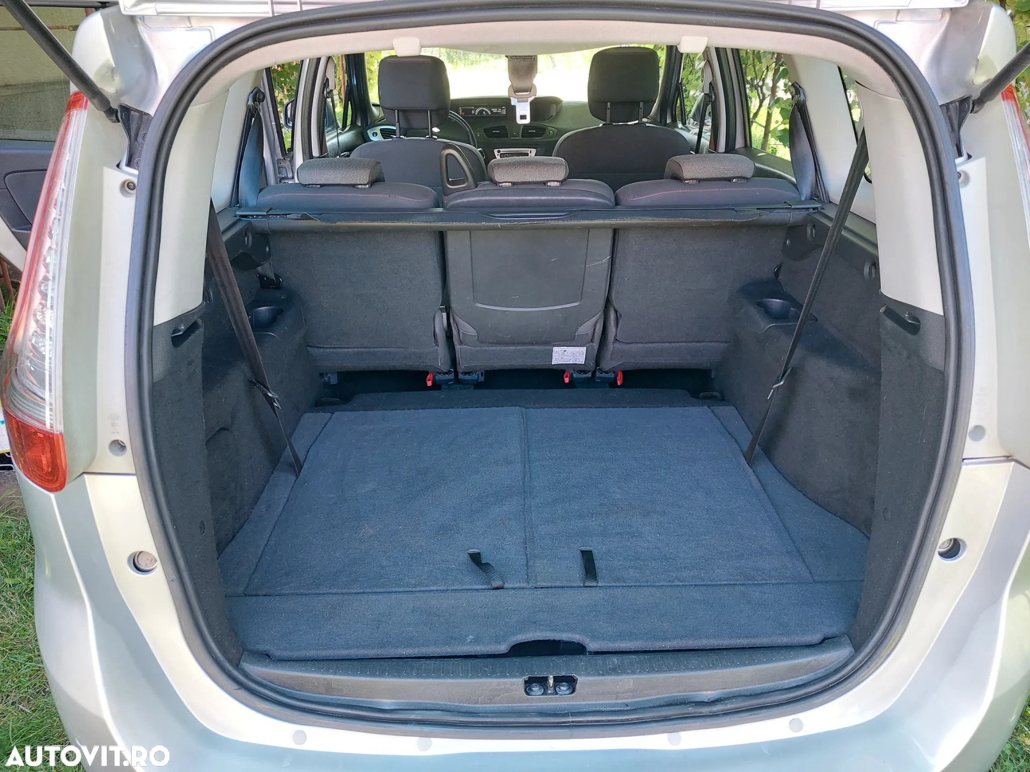 Renault Grand Scenic 1.5 dCi Privilege - 23