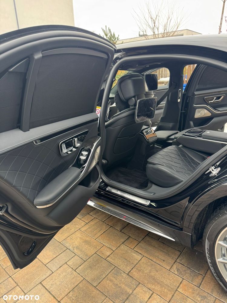 Mercedes-Benz Klasa S 500 4Matic L 9G-TRONIC - 11