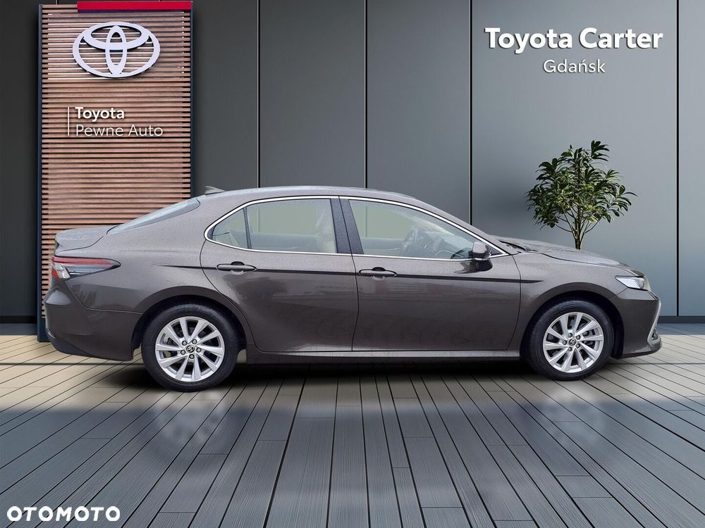 Toyota Camry 2.5 Hybrid Comfort CVT - 7