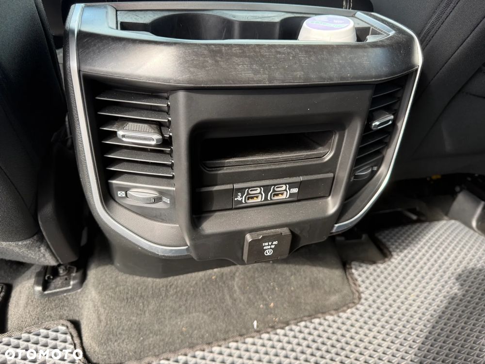 RAM 1500 5.7 Crew Cab Bighorn - 19