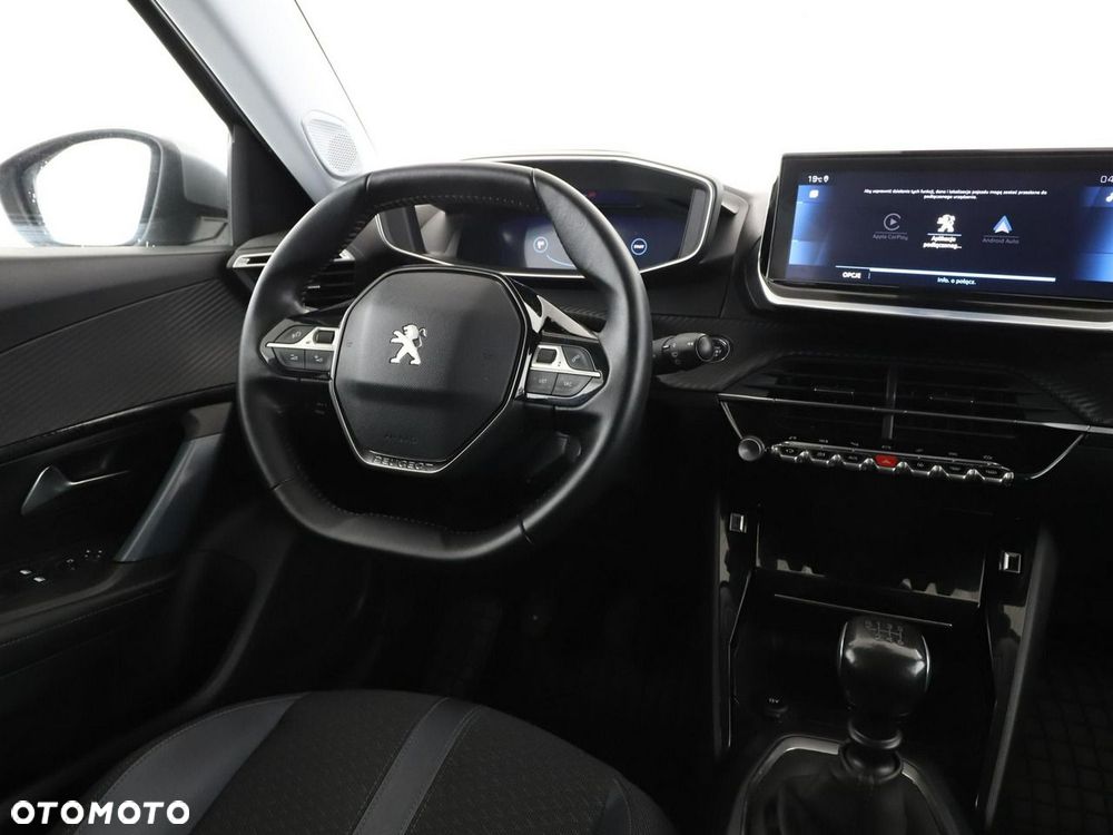 Peugeot 2008 PureTech 130 Allure - 17