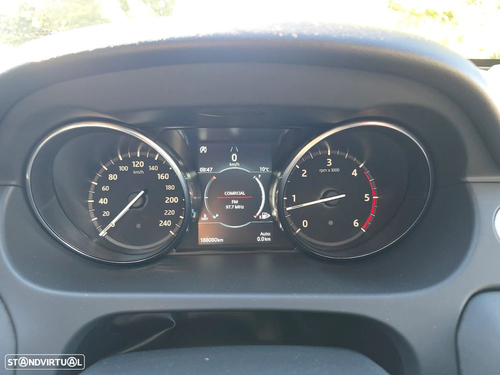 Land Rover Discovery Sport 2.0 TD4 HSE Luxury - 28